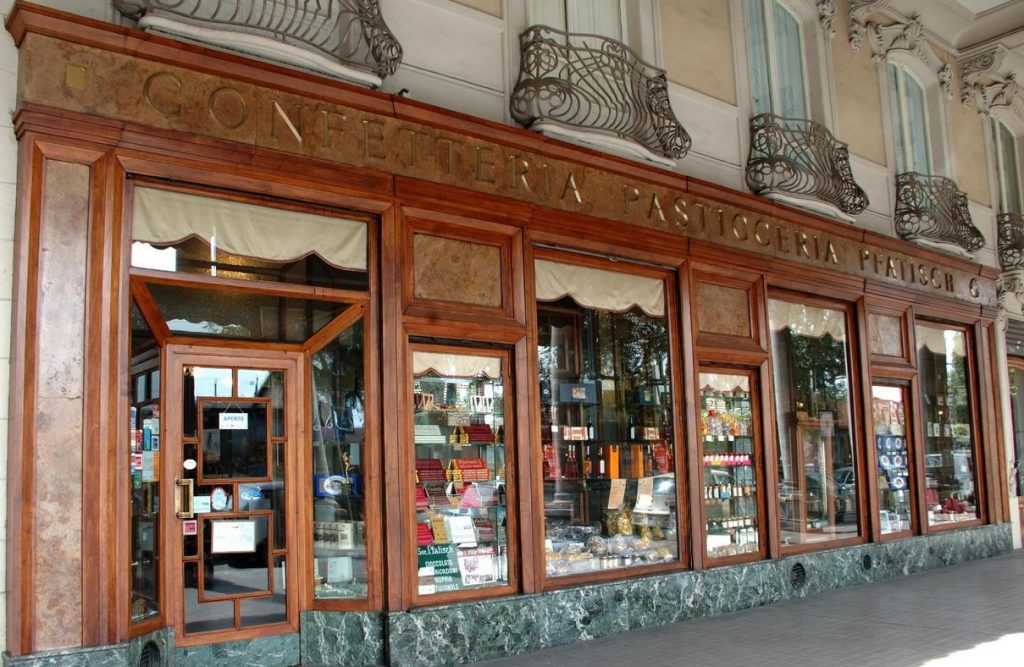 Pfatisch Turin: Zeitreise in einer legendären Konditorei – Ein süsses Muss für Geniesser